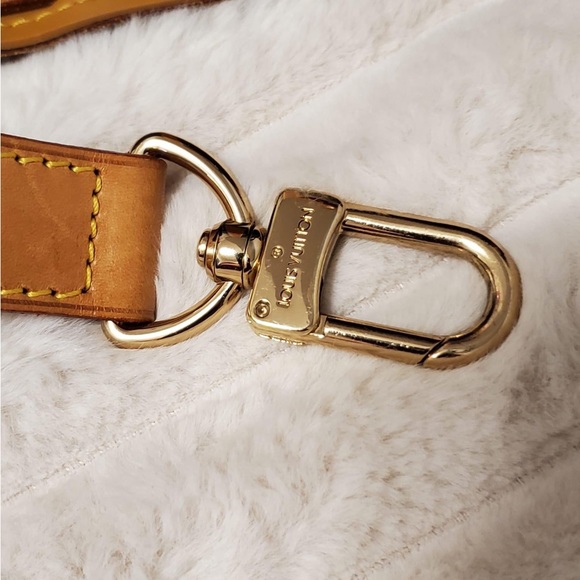 SOLD…. Louis Vuitton Keepall Bandoulere 55 - Picture 6 of 6